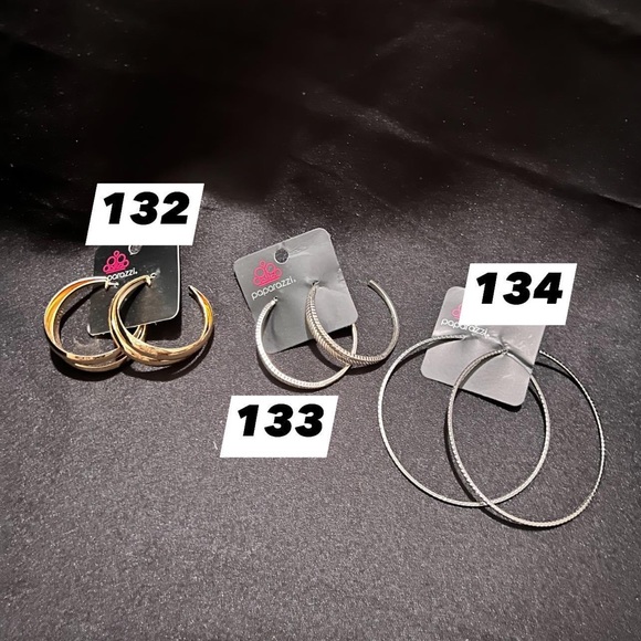 Fashionable Earrings - Picture 10 of 10